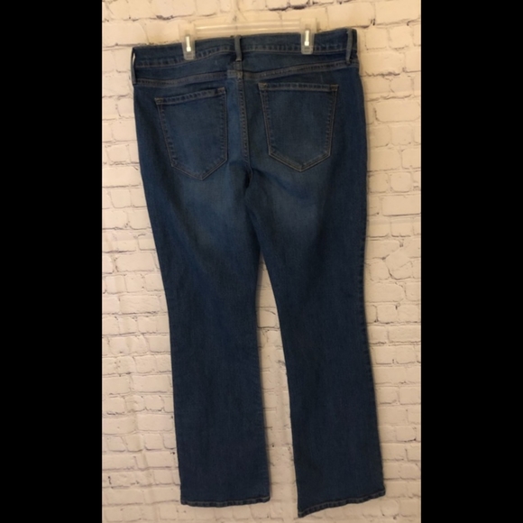 EUC Old Navy Boot Cut jeans- 10 Petite - Picture 4 of 7